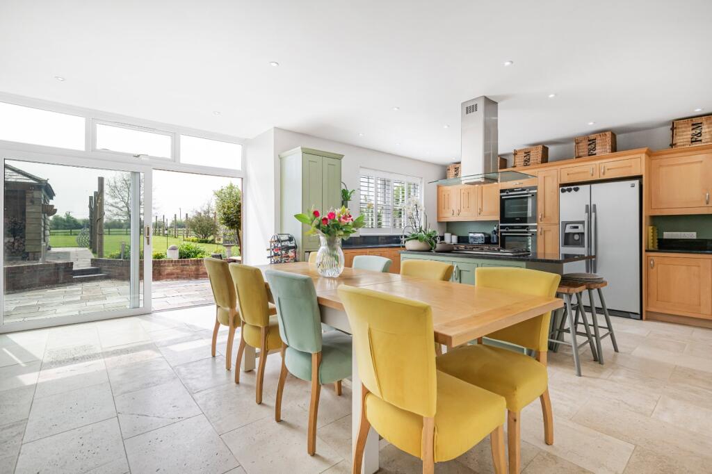 House in Cricklade, Wiltshire - View 3