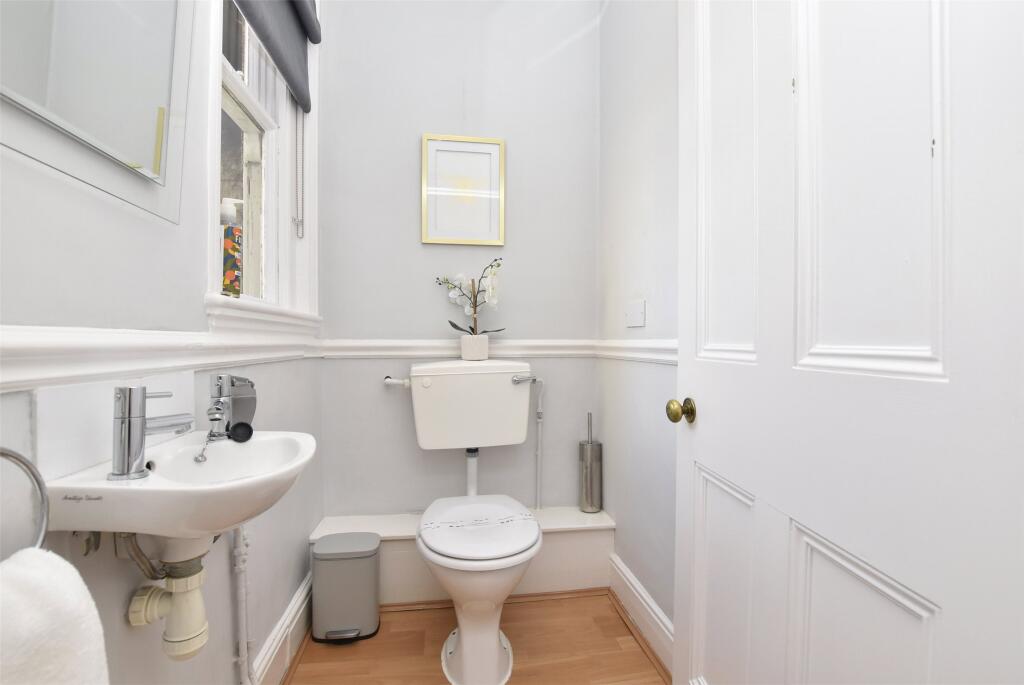 Additional image 17 of Upper Oldfield Park, Bath, Somerset, BA2