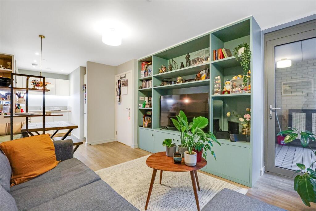 Main image of property: Roma Corte, Lewisham, SE13