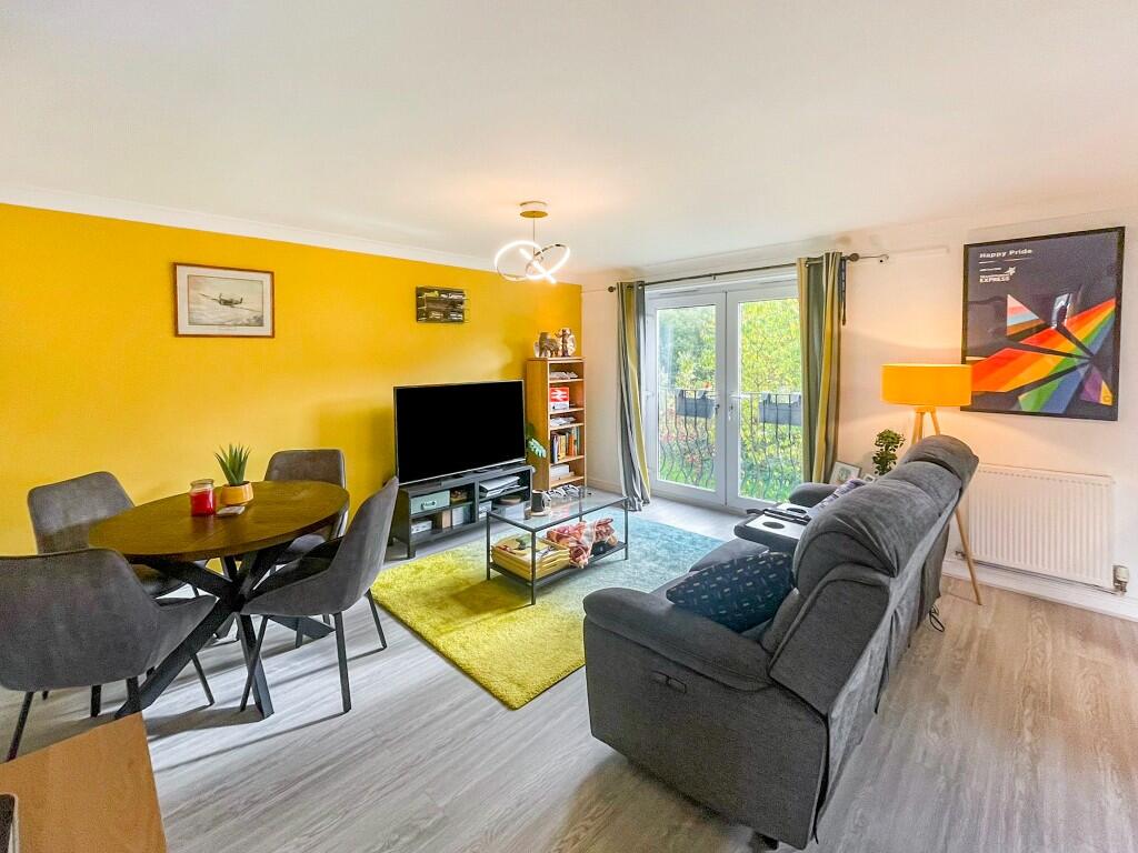 Newby Close, Bury, Greater Manchester, BL9 photo 3