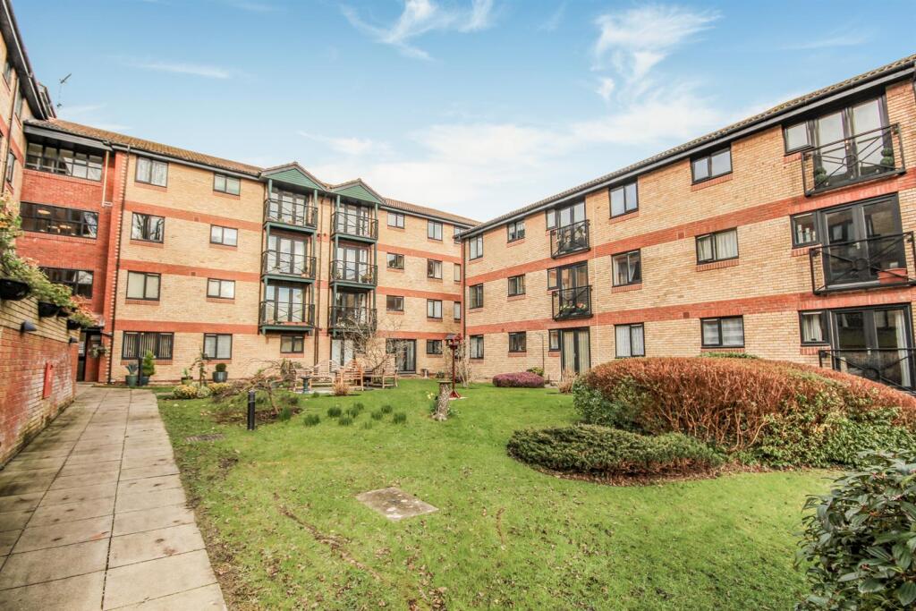 Main image of property: Tongdean Lane, Withdean, Brighton