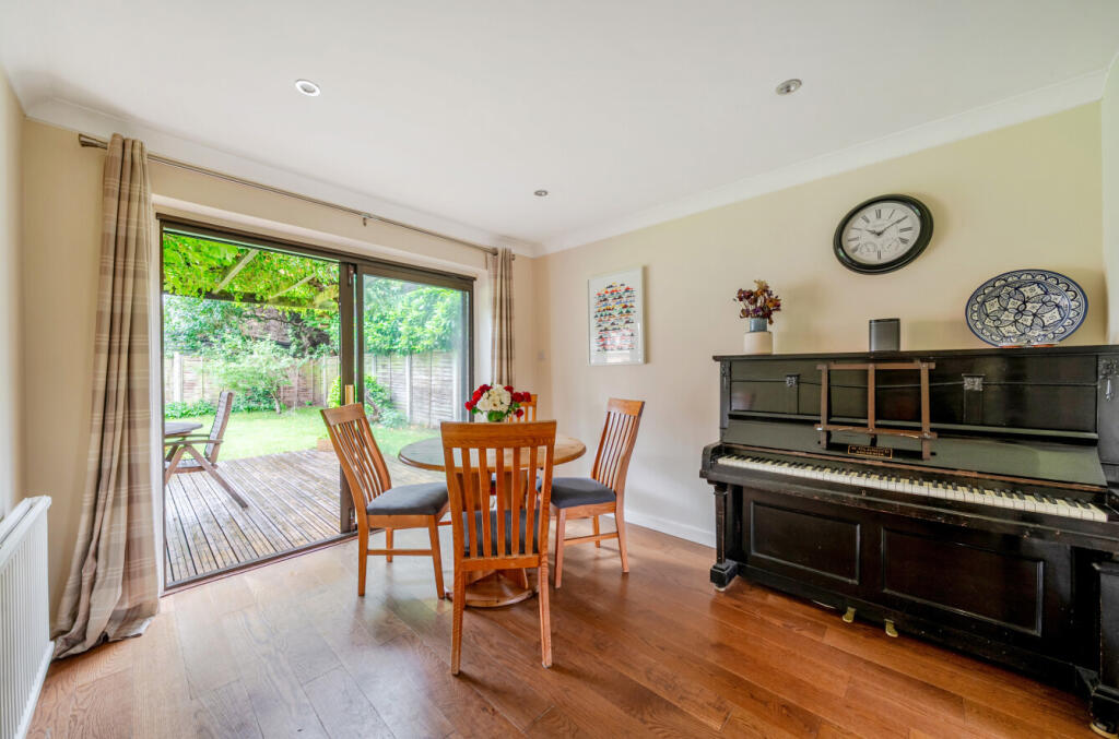 Armadale Road, Woking, Surrey, GU21 - View 5