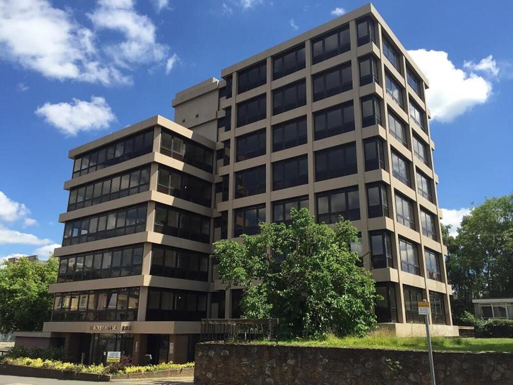 Main image of property: Hanover House, 202 Kings Road, Reading, RG1