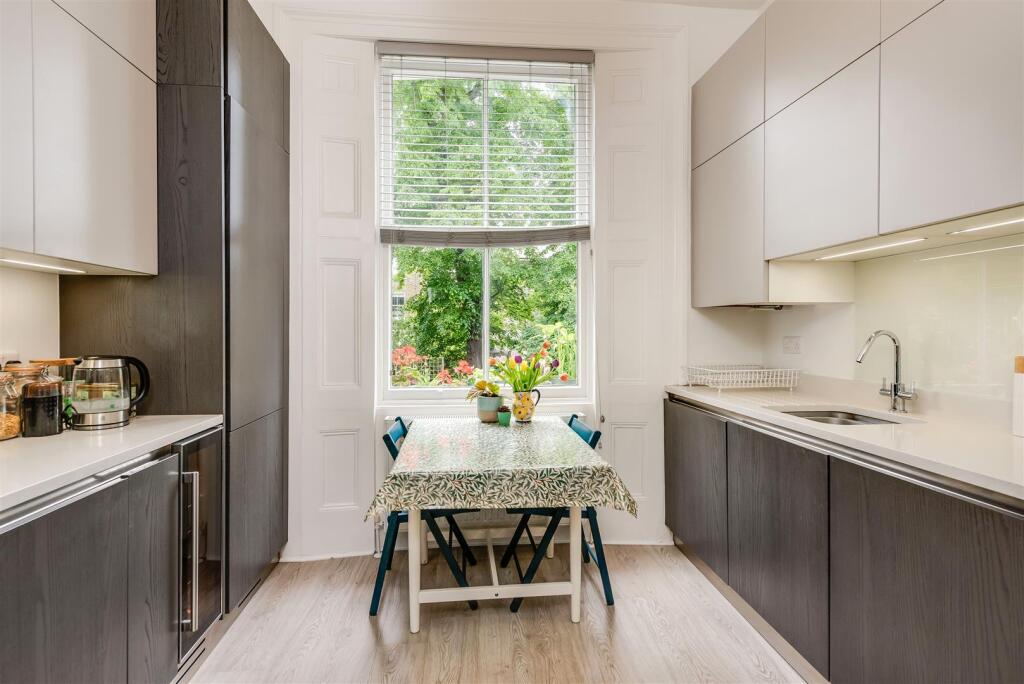 Apartment in London, Maitland Park, Kentish Town - More