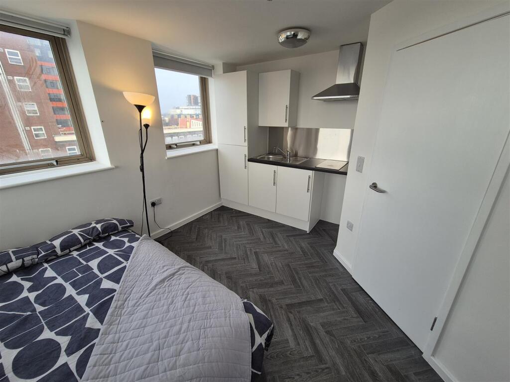 Main image of property: STUDIO, BILLS INCLUDED