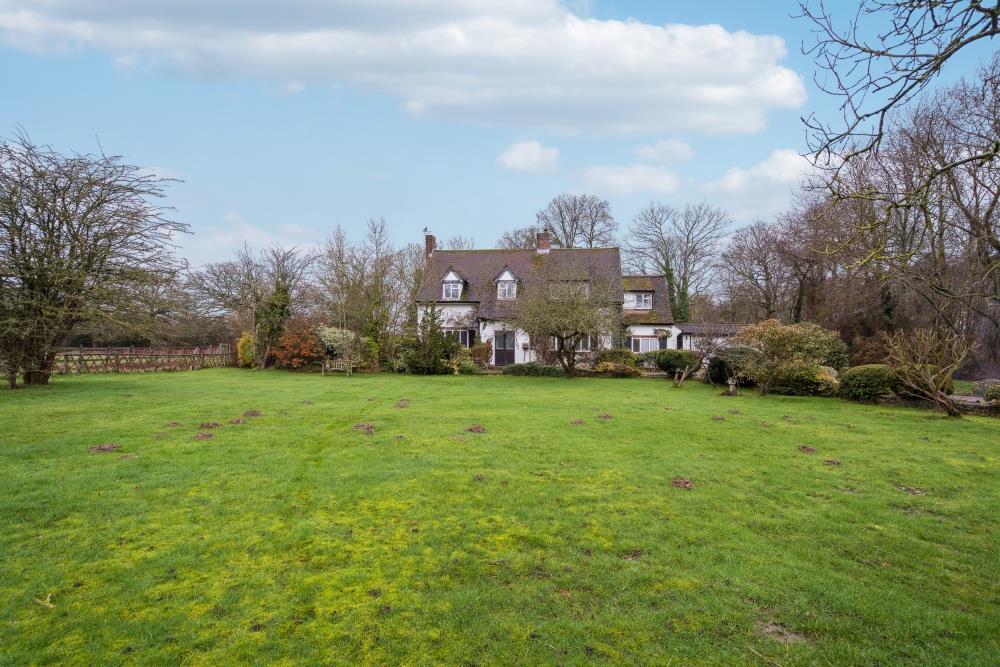 Green Street, Shenley photo 2
