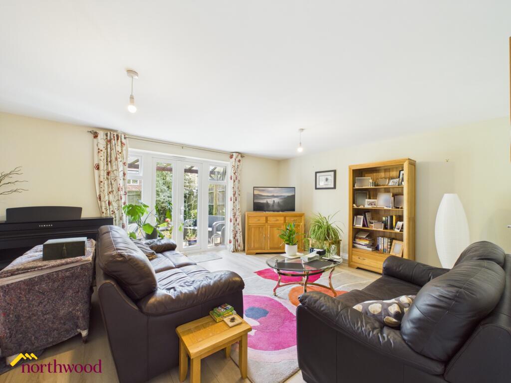 Crouch Hill Road, Banbury, OX16 photo 2