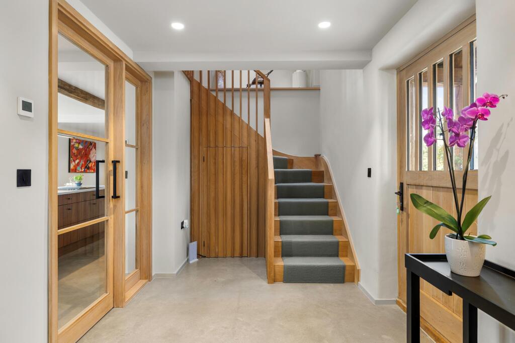 House in Shrewsbury - View 4