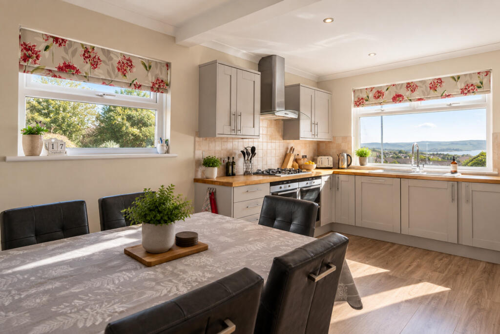House in Plymouth - View 5