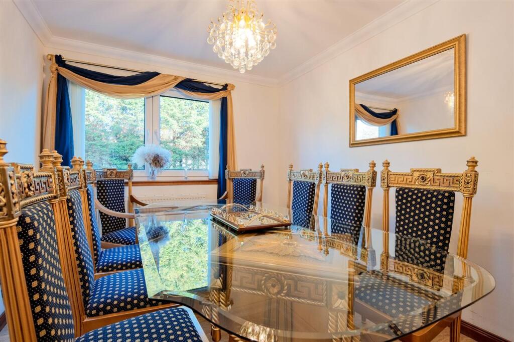 House in Paisley, Renfrewshire - View 5