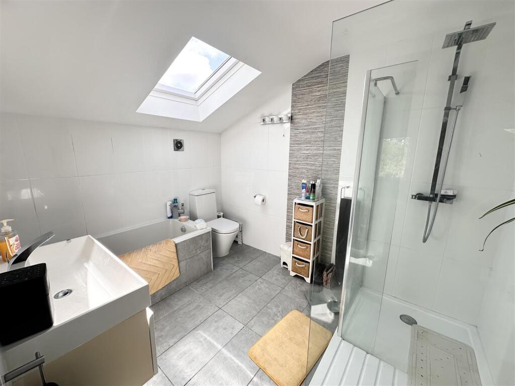 House in Truro - View 4