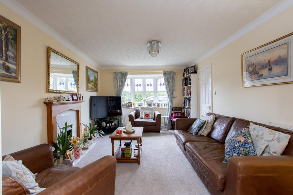 House in Market Weighton - More