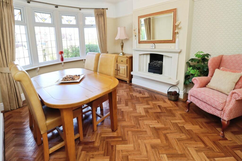 House in Wirral, Liverpool City Region - View 4