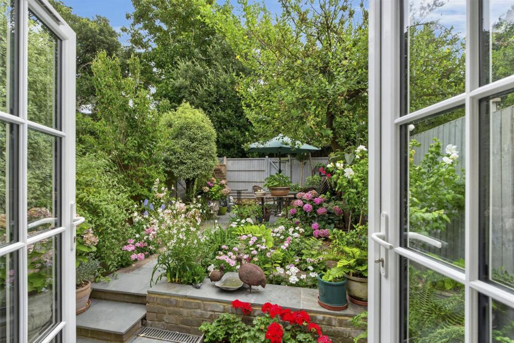 House in Worthing, Salvington - View 2