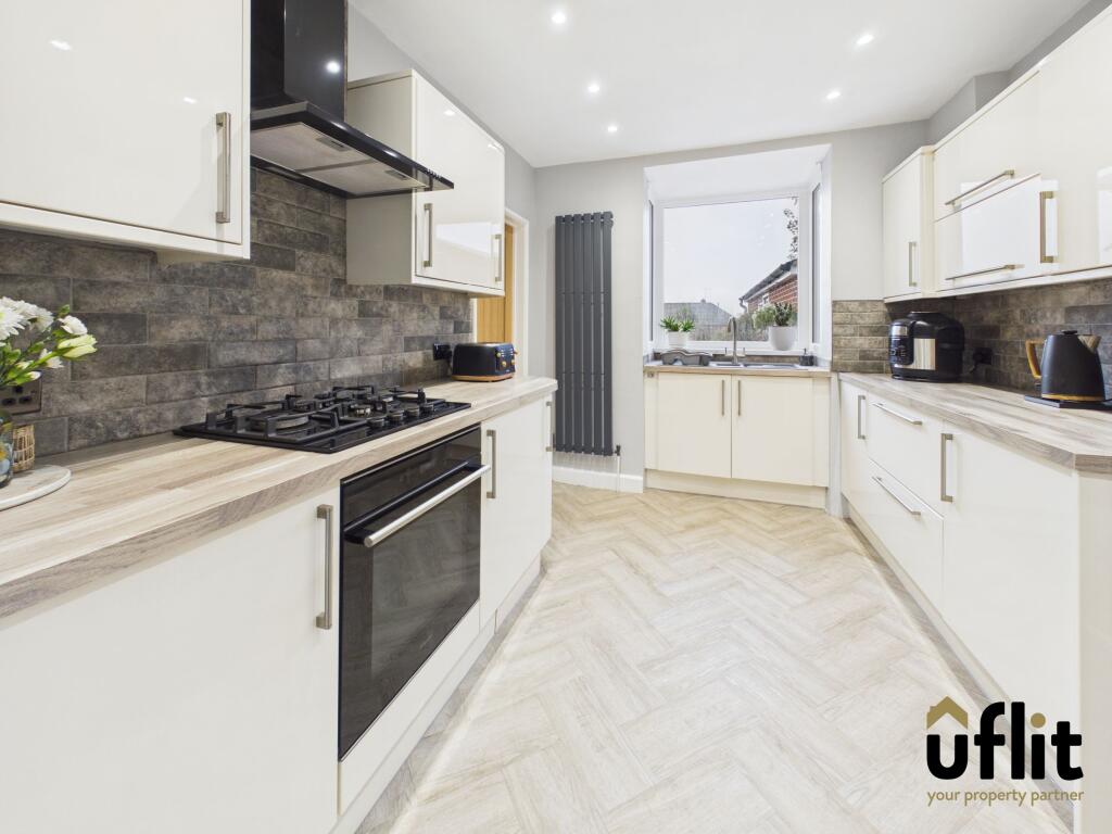 House in Rotherham, Guilthwaite - View 4