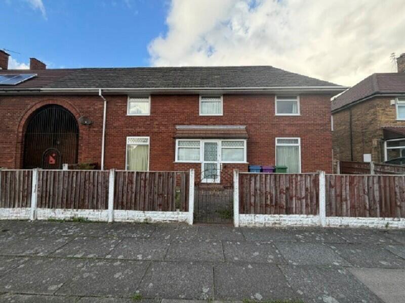 3-bed detached on Tarbock Road, Speke, Liverpool, Merseyside, L24 0SN, £100,000