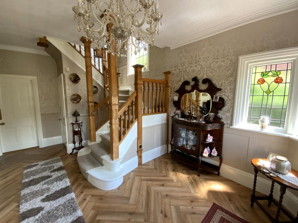 House in Sandwell, West Midlands - View 5