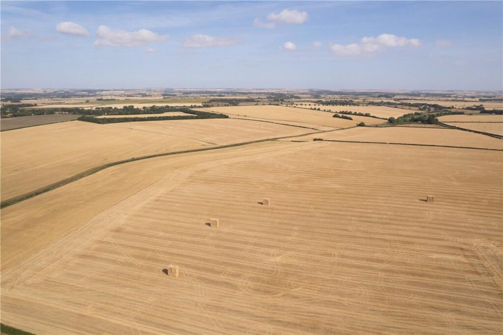 Land At Beeford and Foston, Beeford, Driffield, East Riding of Yorkshi, YO25 - View 2