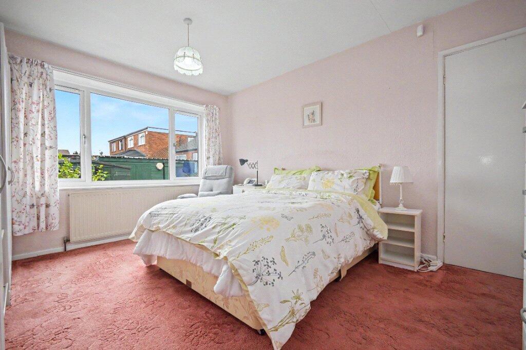 House in Wakefield - View 5