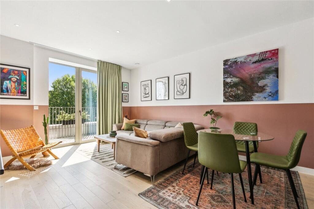 Main image of property: New Barnet, London, EN4