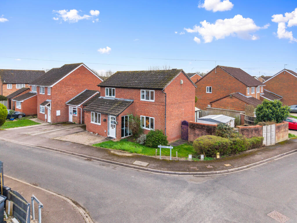 Main image of property: #WelcomeHome to: Slimbridge Close, St Peters, Worcester, WR5