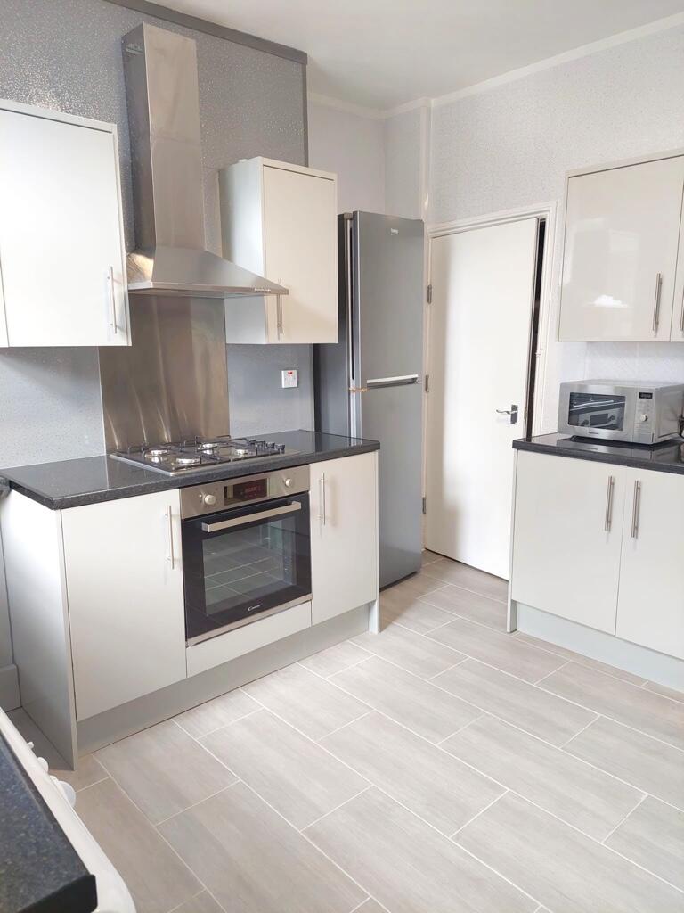 Main image of property: 71 Barber Road, Crookesmoor, S10 - £70pppw