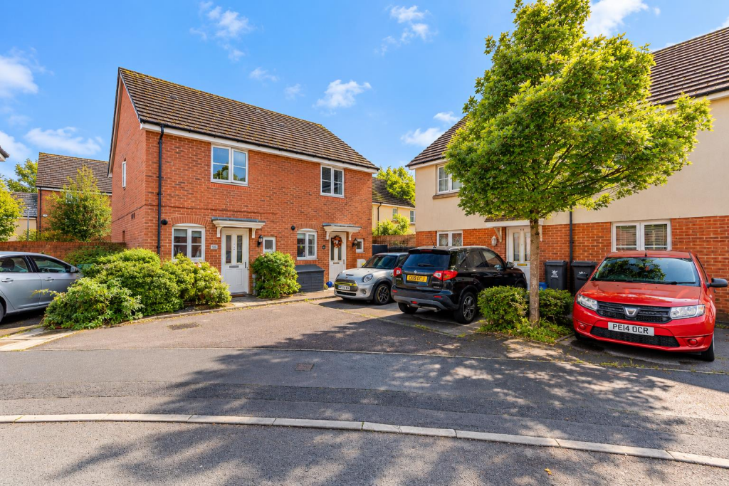 Main image of property: Ffordd Nowell, Penylan, Cardiff