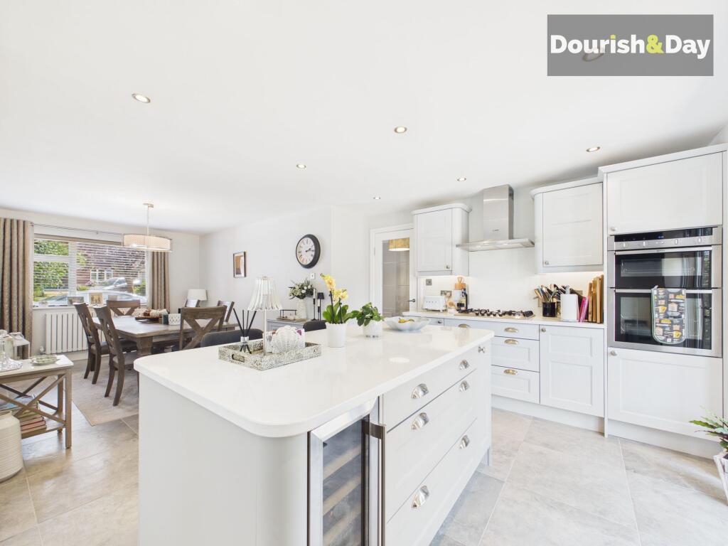House in Stoke-on-Trent - View 2