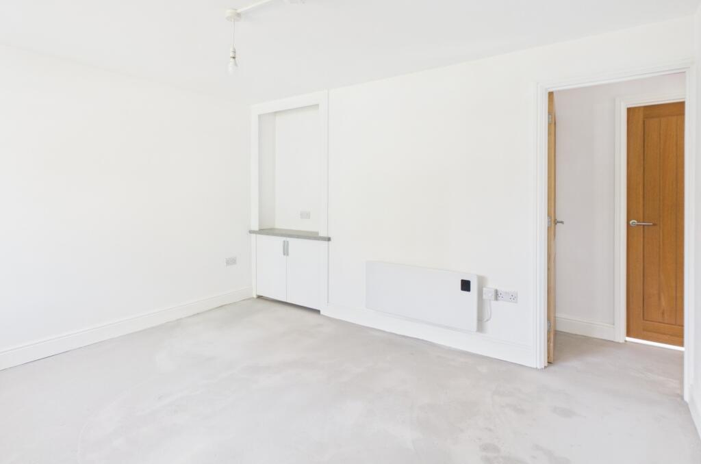 House in Stevenage - View 3