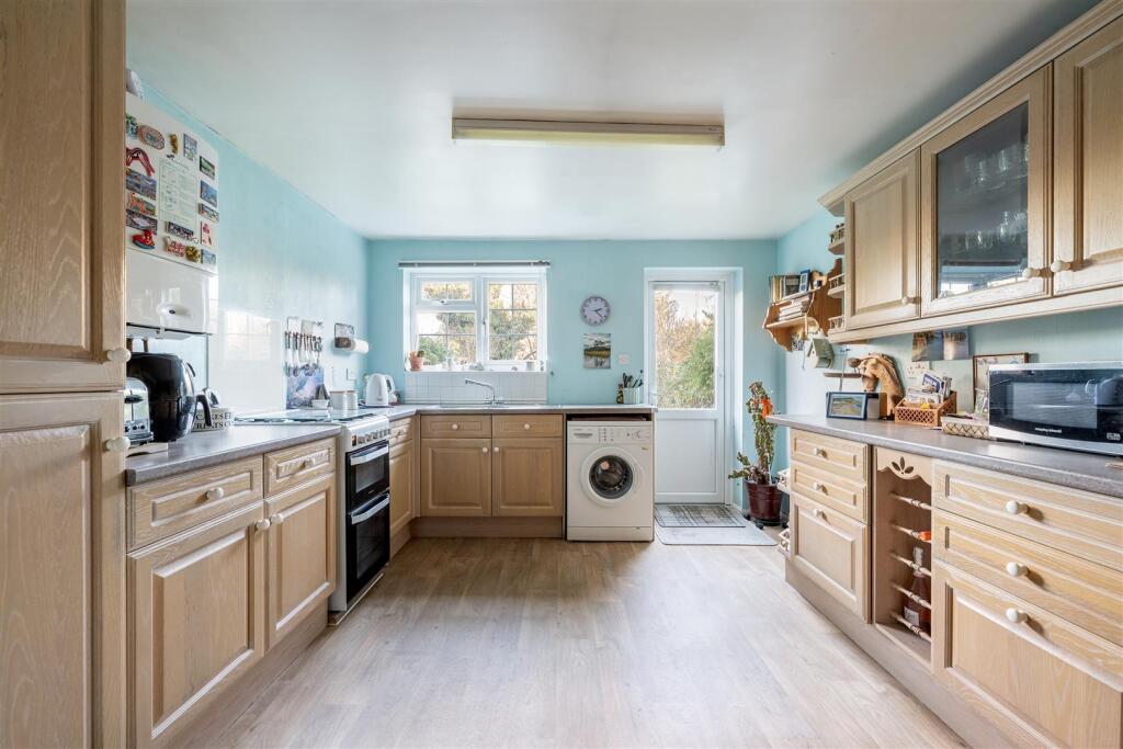 House in London - View 3