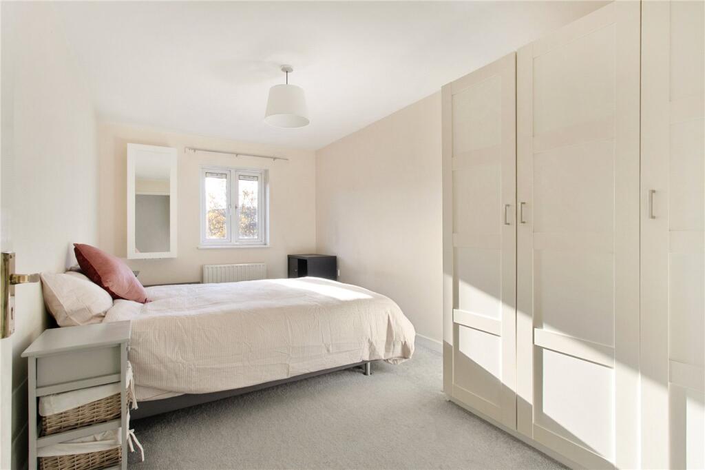 Nursery Lane, London, E2 - View 5