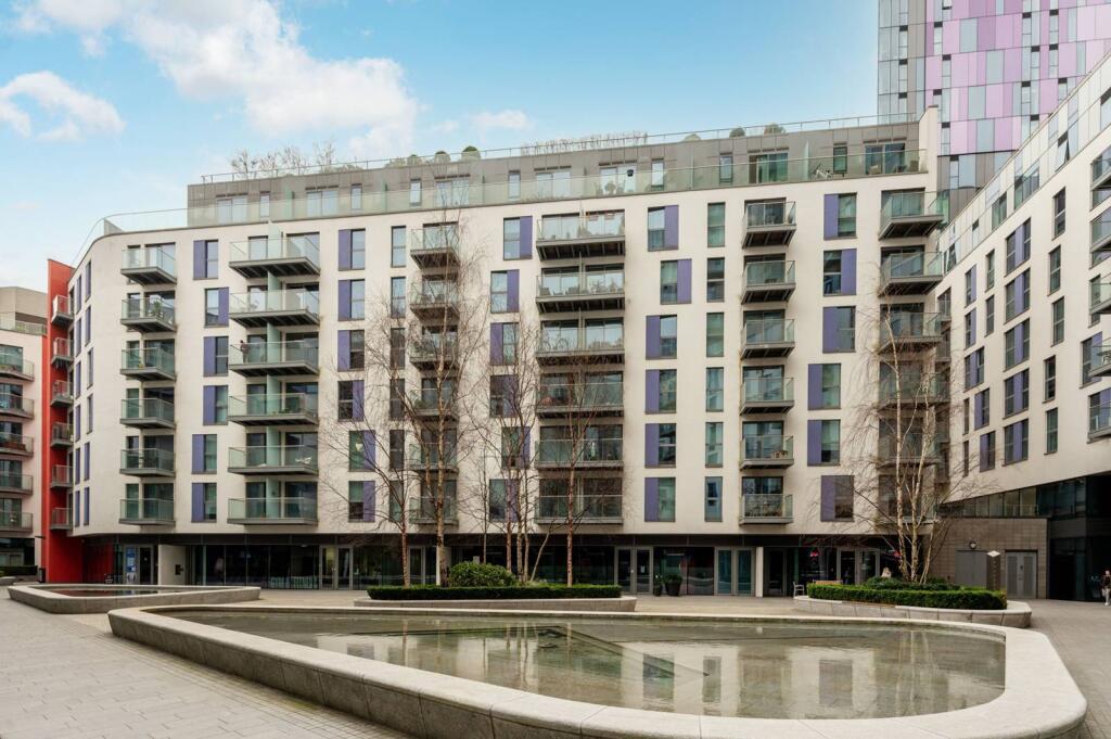 Main image of property: Saffron Central Square, East Croydon, Croydon, CR0