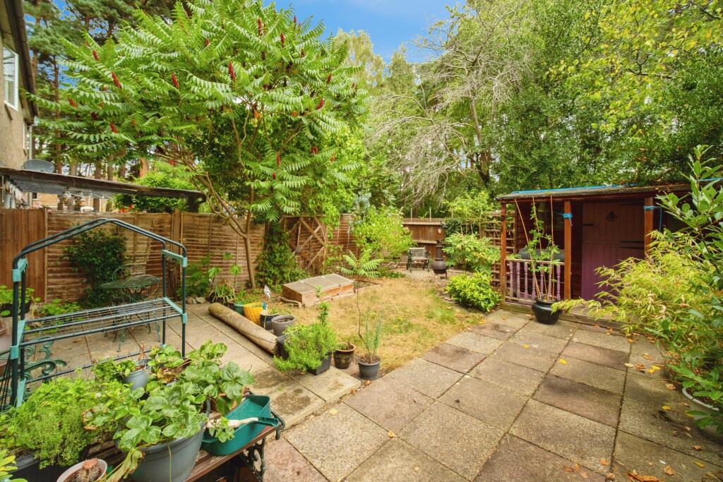 Main image of property: Nuthurst, Bracknell, RG12