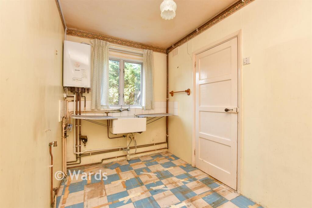 House in Gillingham, Twydall - View 5