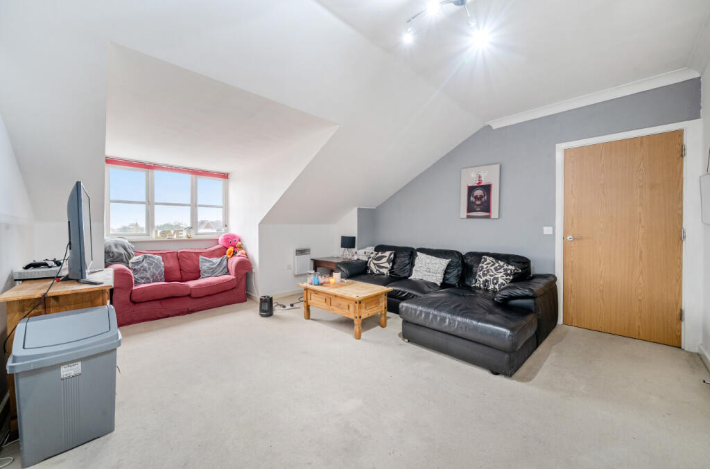 Main image of property: Viridian Square, Aylesbury, HP21