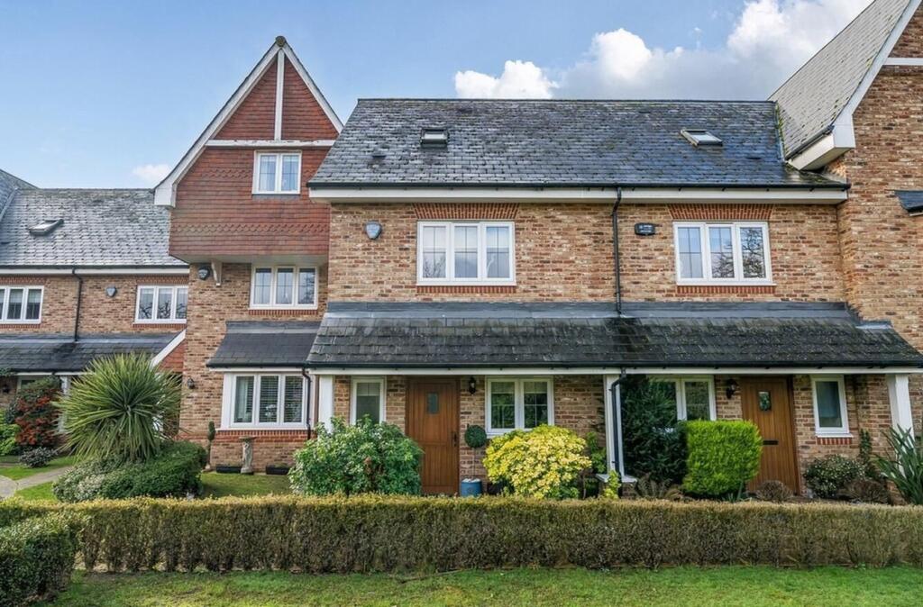 Main image of property: Parkland Mews, Chislehurst, Kent, BR7