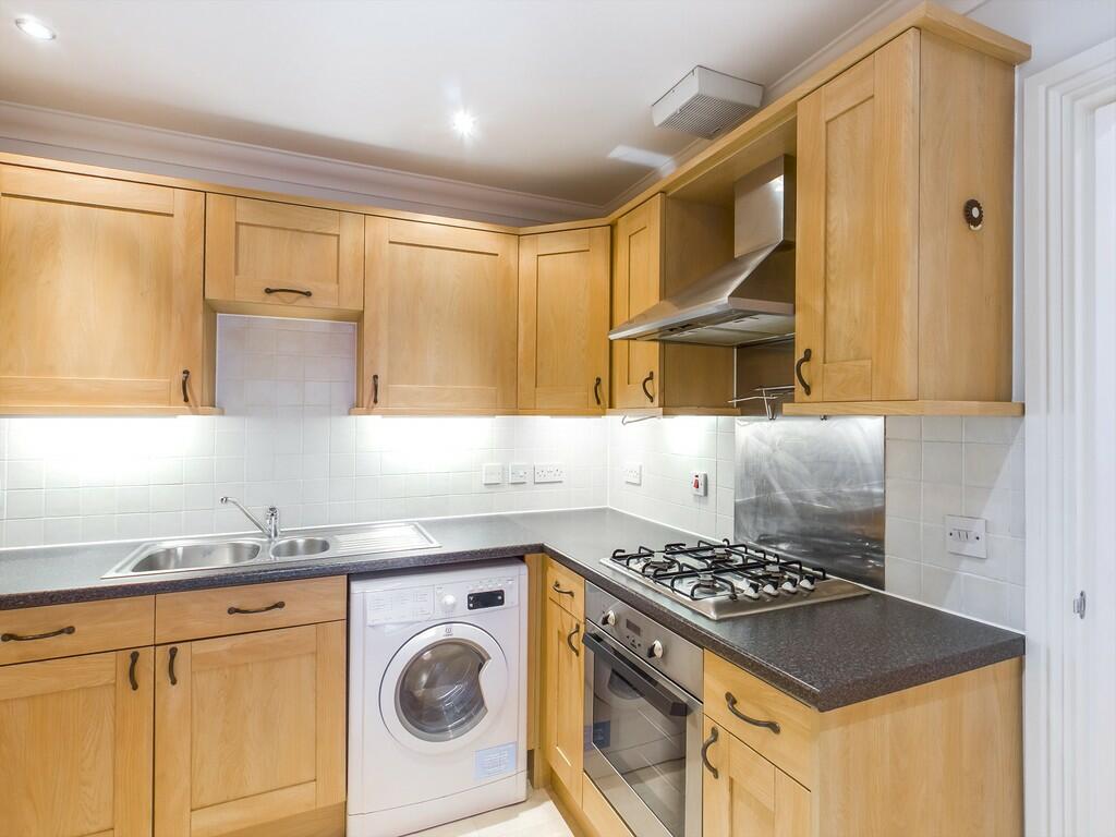 Waldorf Apartments, Folkestone photo 4