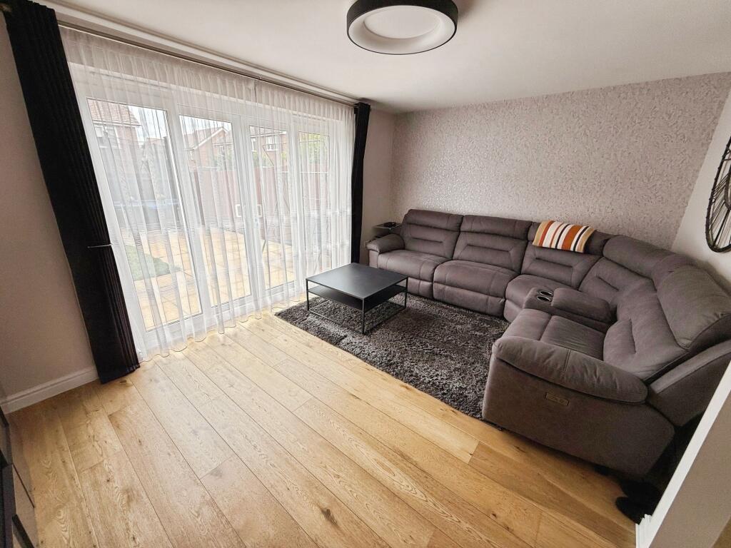 House in Oakengates, Telford and Wrekin - View 5