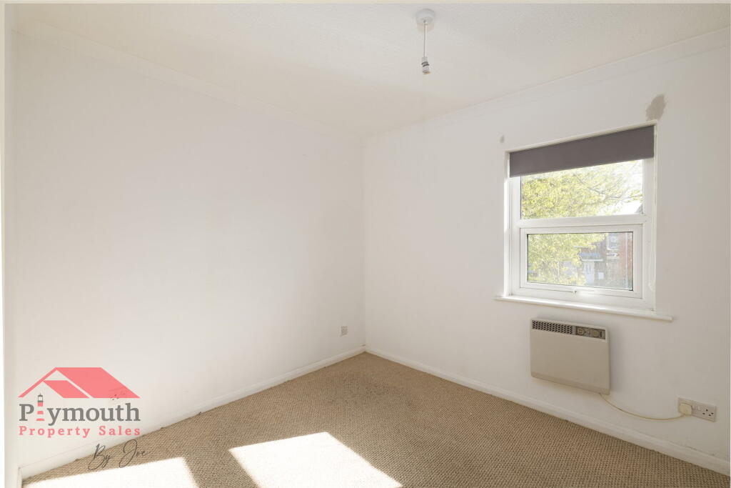 House in Plymouth, Honicknowle - View 3