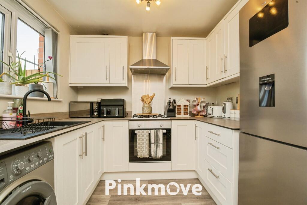 House in Newport, Tredegar Park - View 6