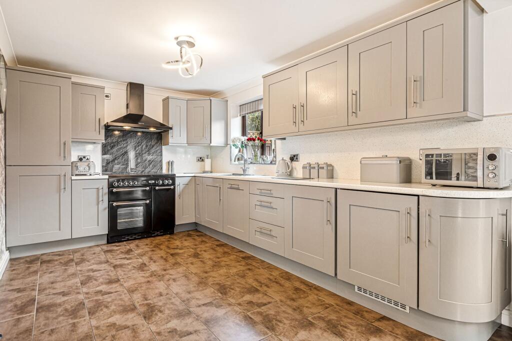 Shrewsbury Close, Barwell, LE9 photo 3