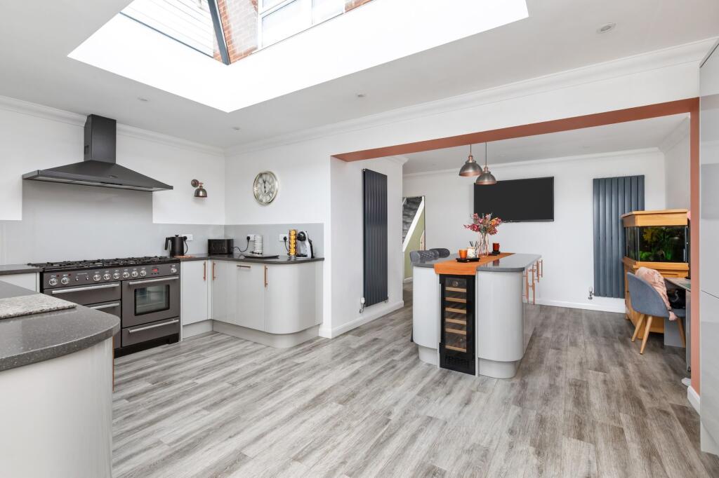 House in Brighton - View 2