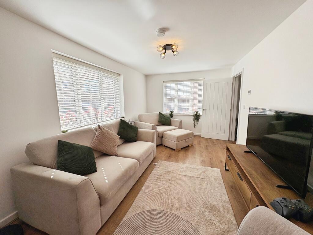 Tulip Road, Witham St Hughs, LN6 photo 4