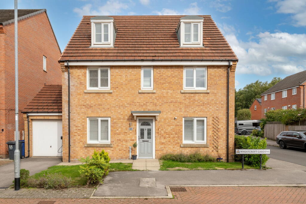5-bed detached on Wheatcroft Gardens, Penistone, Sheffield, S36 6GA, £475,000