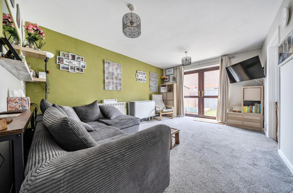 Apartment in Chichester, Selsey - View 2