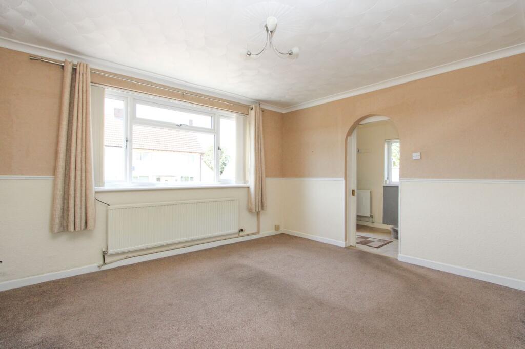 Mead Road, Chipping Sodbury, BS37 - View 4