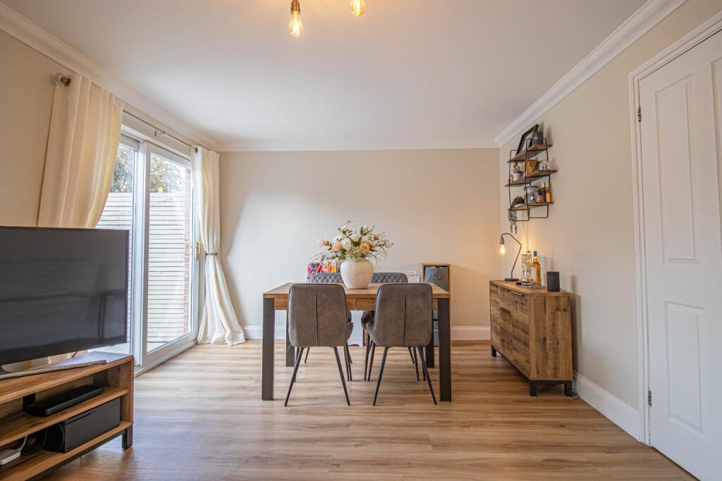 House in Peterborough - View 5