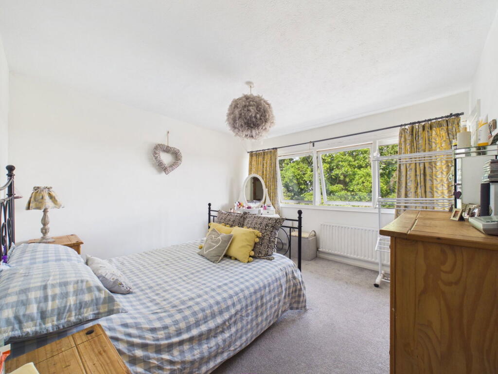 House in Horsham, North Horsham - View 5