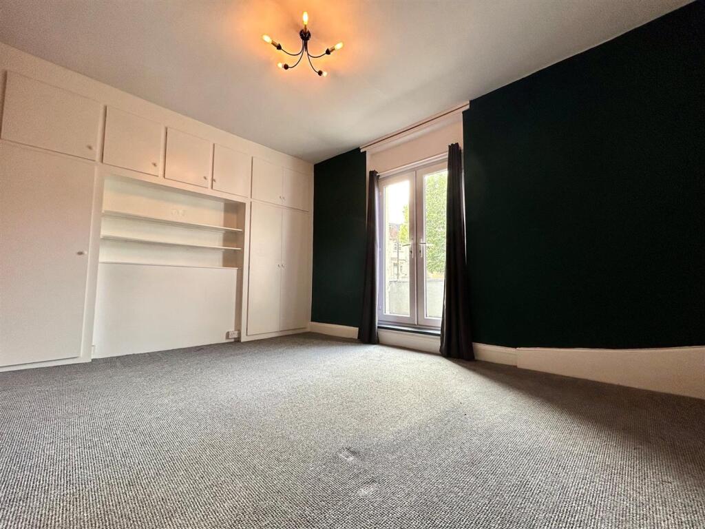 Apartment in Bristol, Upper Knowle, Totterdown - View 2
