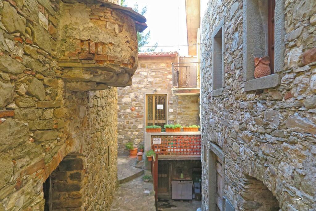 Main image of property: Tuscany, Lunigiana, Casola in Lunigiana